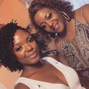 Meet your Posher, Arielle